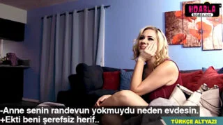 Otelini Bulamayan Körpe İtalyan’ı Evine Götürerek Amından Sikti