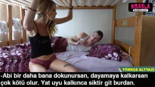 Çılgın Sarışın Bomba Erkek Arkadaşına Verirken Takipçilerine İzletti